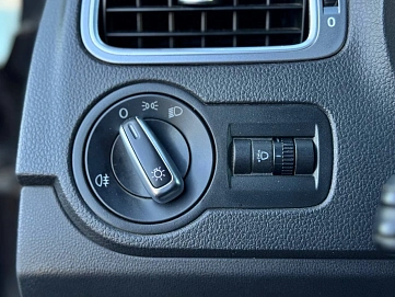 Volkswagen Polo, 2016г, передний привод, механика