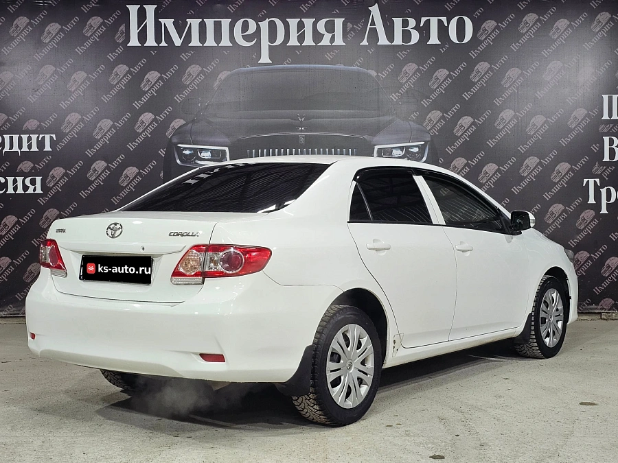Toyota Corolla, 2011г., передний привод, автомат