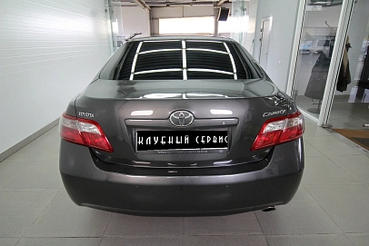 Toyota Camry, 2011г, передний привод, автомат