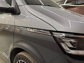 Volkswagen Multivan, 2022г, полный привод, робот