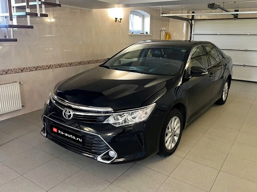 Toyota Camry, 2017г., передний привод, автомат