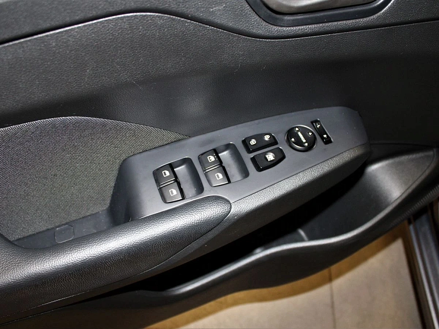 Hyundai Solaris, 2018г., передний привод, автомат