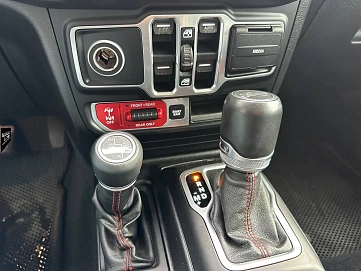 Jeep Wrangler, 2018г, полный привод, автомат