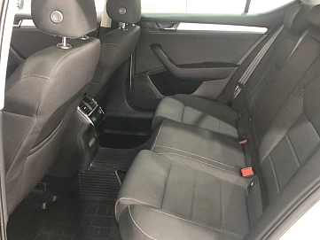 Skoda Superb, 2017г, передний привод, автомат
