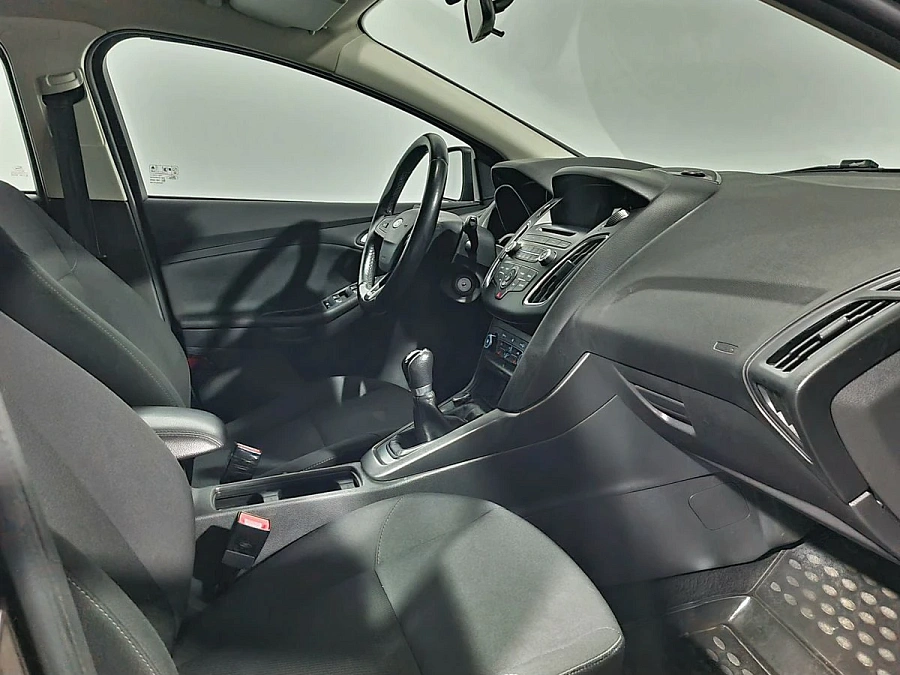 Ford Focus, 2017г., передний привод, механика