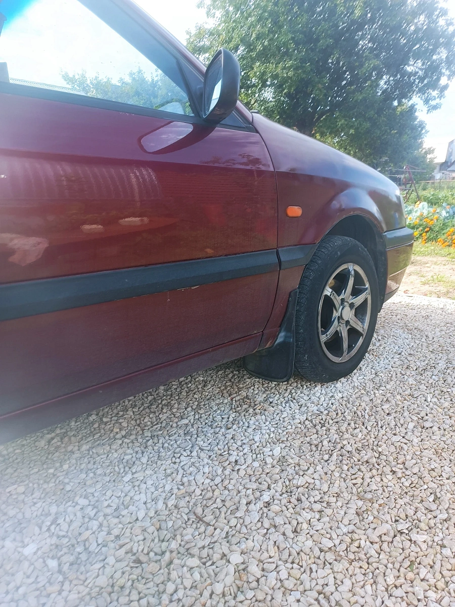 Volkswagen Passat, 1994г., передний привод, механика
