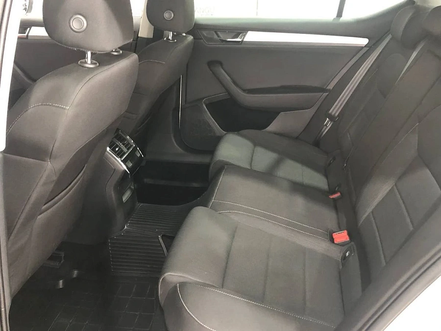 Skoda Superb, 2017г., передний привод, автомат