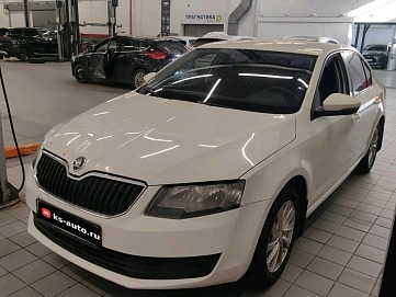 Skoda Octavia, 2013г, передний привод, механика