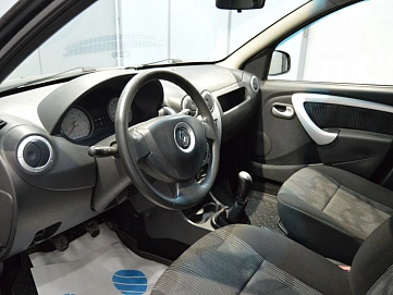 Renault Sandero, 2010г., передний привод, механика