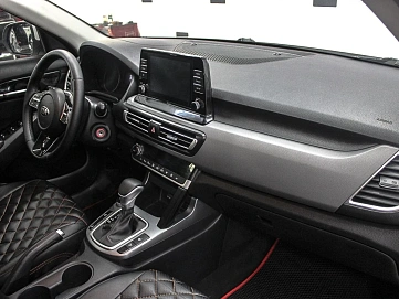 Kia Seltos, 2020г, передний привод, вариатор