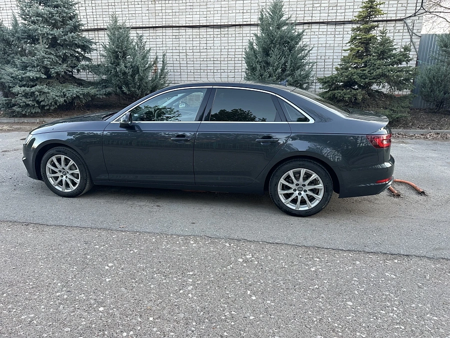 Audi A4, 2019г., полный привод, робот