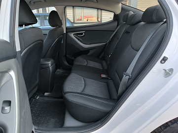 Hyundai Elantra, 2013г, передний привод, механика