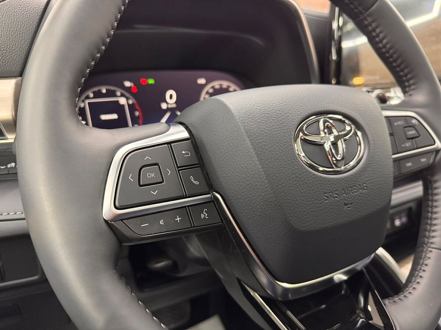 Toyota Highlander, 2025г., полный привод, автомат
