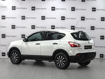 Nissan Qashqai, 2012г, передний привод, механика