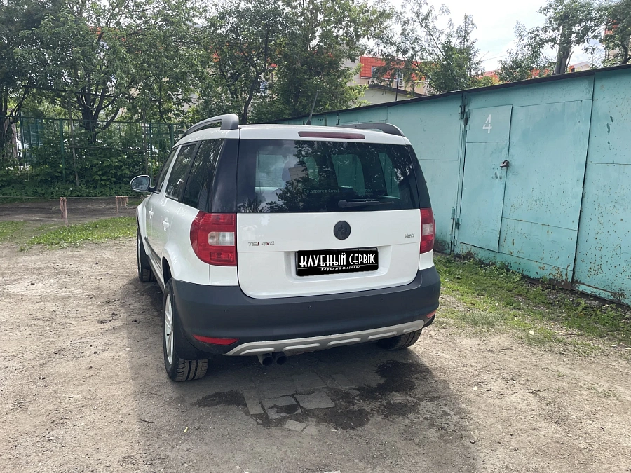 Skoda Yeti, 2013г., полный привод, робот