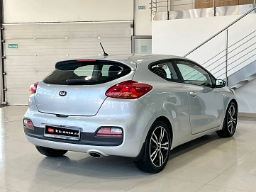 Kia Ceed, 2015г, передний привод, автомат