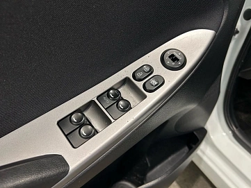 Hyundai Solaris, 2016г, передний привод, автомат