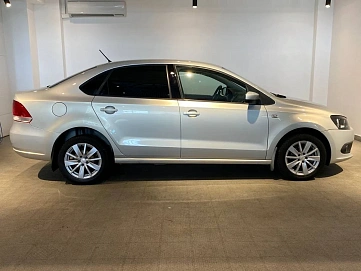 Volkswagen Polo, 2011г, передний привод, автомат