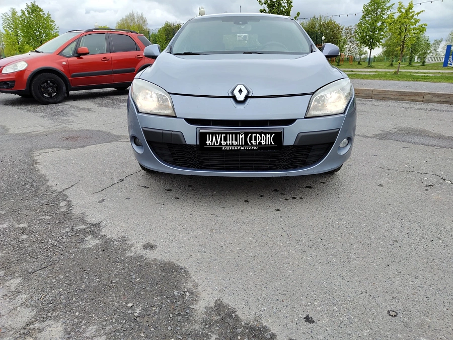 Renault Megane, 2010г., передний привод, автомат