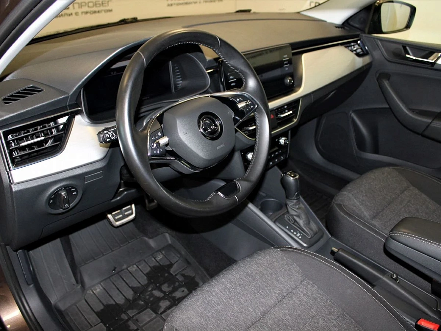Skoda Rapid, 2021г., передний привод, автомат