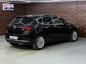 Opel Astra, 2013г., передний привод, автомат