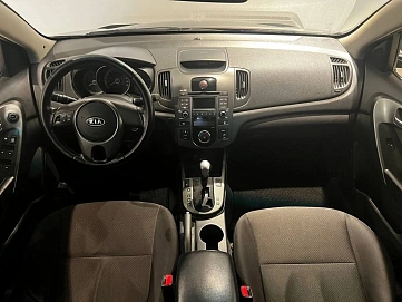 Kia Cerato, 2010г, передний привод, автомат