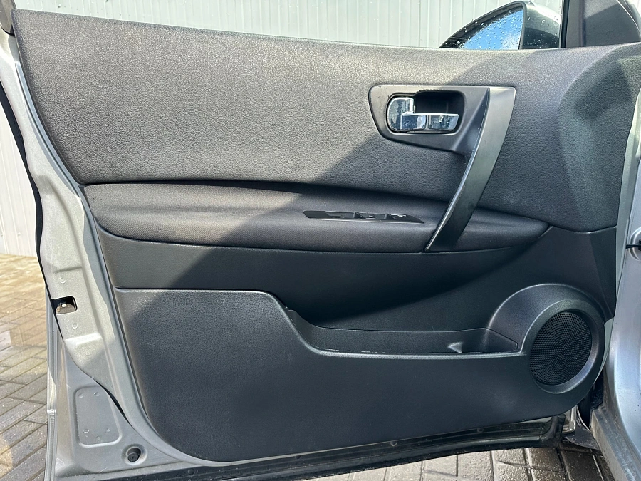 Nissan Qashqai+2, 2012г., передний привод, механика