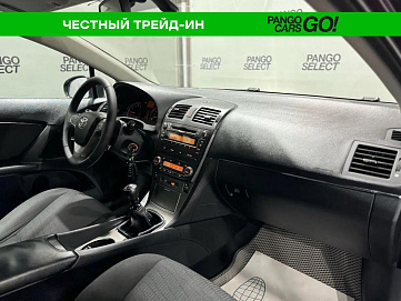 Toyota , 2009г., передний привод, механика