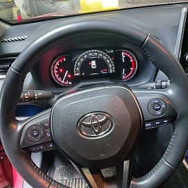 Toyota RAV4, 2021г, полный привод, автомат