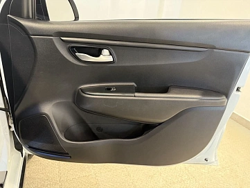 Kia Rio, 2019г, передний привод, автомат