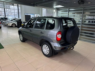 Chevrolet Niva, 2010г, полный привод, механика