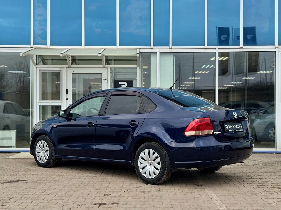 Volkswagen Polo, 2013г., передний привод, автомат