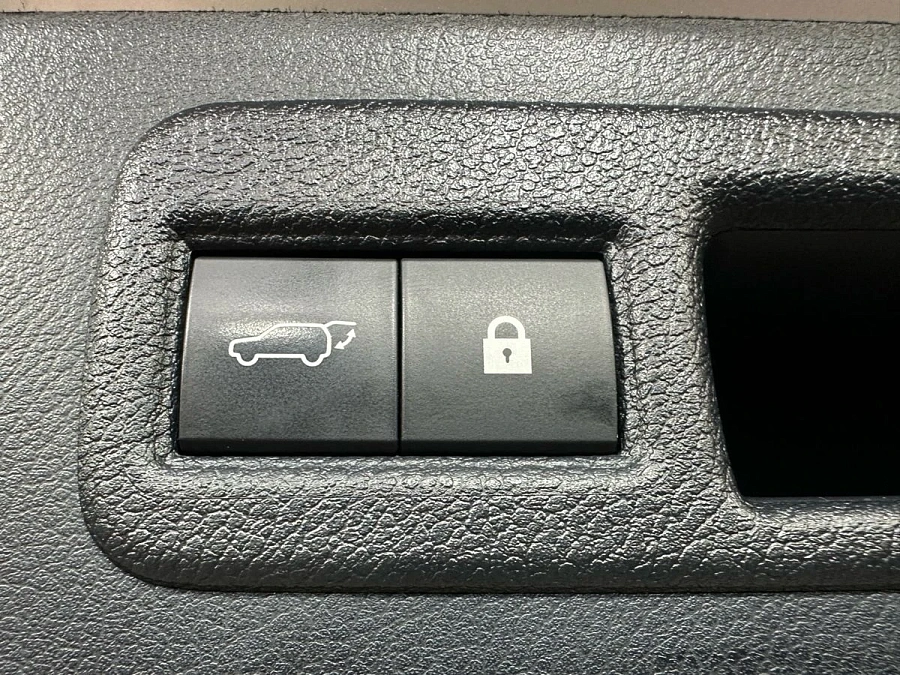 Lexus NX, 2018г., полный привод, вариатор