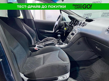 Peugeot , 2010г., передний привод, механика
