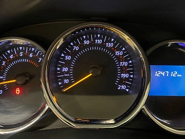 Renault , 2015г., передний привод, механика