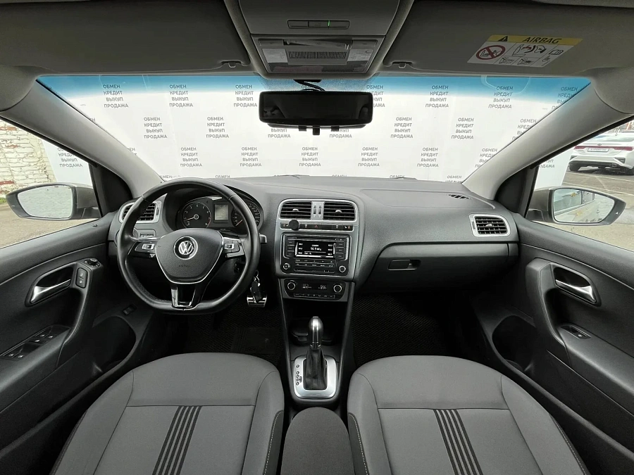 Volkswagen Polo, 2017г., передний привод, автомат