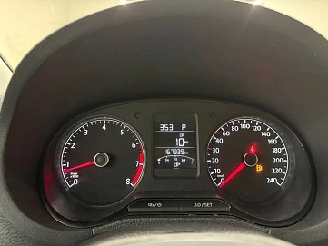 Volkswagen Polo, 2016г, передний привод, автомат