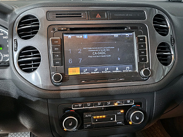 Volkswagen Tiguan, 2013г, передний привод, робот