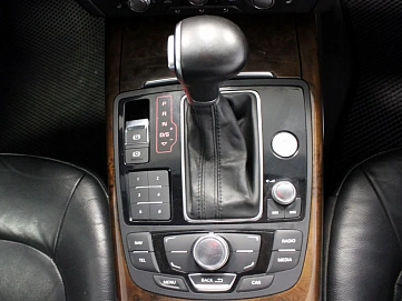 Audi A6, 2011г, передний привод, автомат