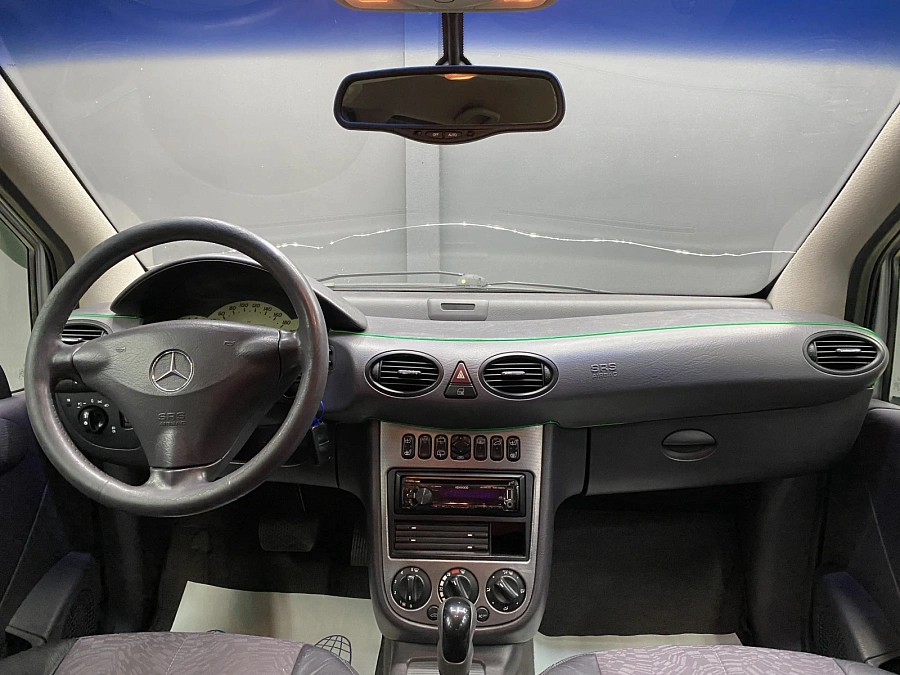 Mercedes-Benz A-Класс, 2003г., передний привод, автомат