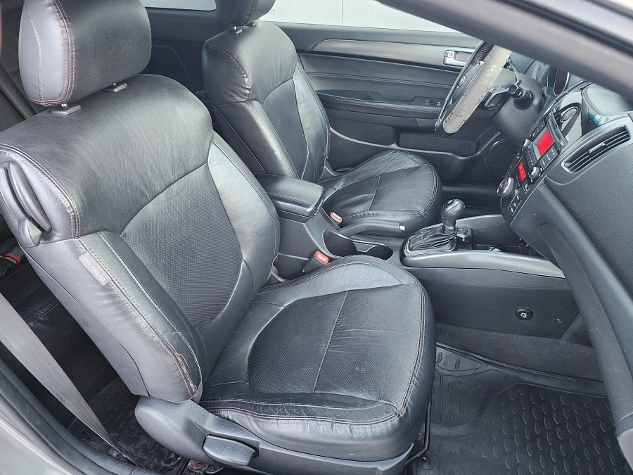 Kia Cerato, 2011г., передний привод, автомат