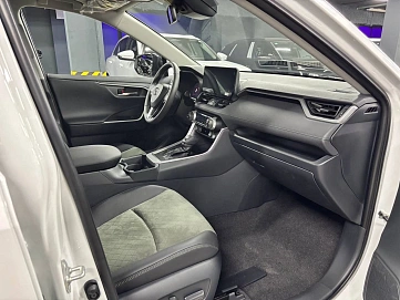 Toyota RAV4, 2025г., полный привод, вариатор