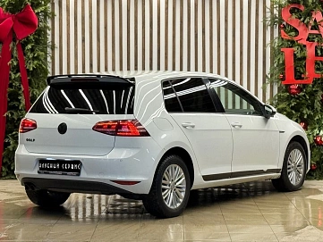 Volkswagen Golf, 2014г, передний привод, робот