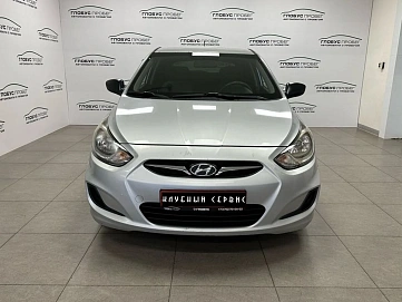 Hyundai Solaris, 2012г, передний привод, механика