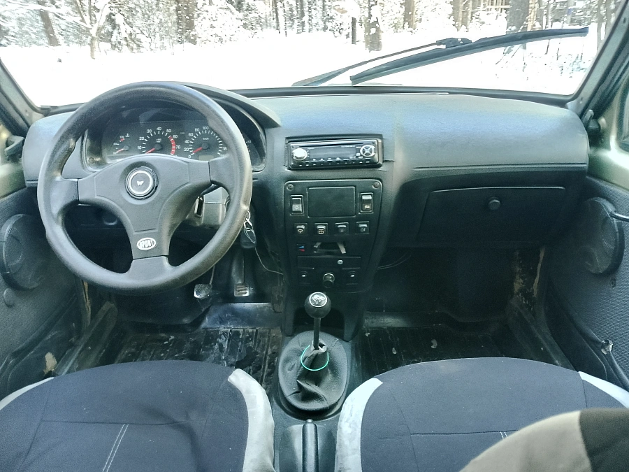 Lada (ВАЗ) 1111 Ока, 2005г., передний привод, механика