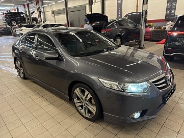Honda Accord, 2011г, передний привод, автомат