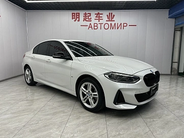 BMW 1 серии, 2021г, передний привод, робот