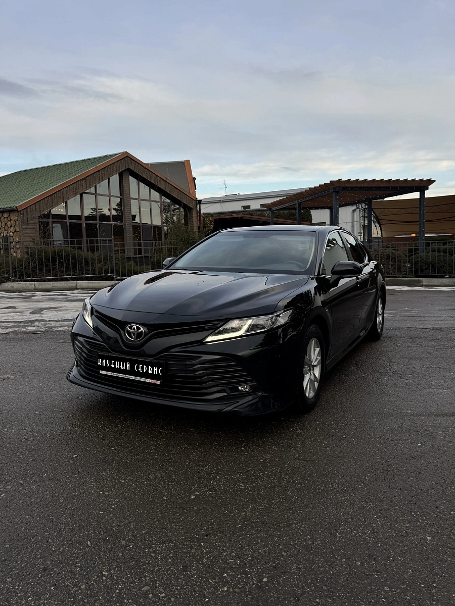 Toyota Camry, 2020г., передний привод, автомат