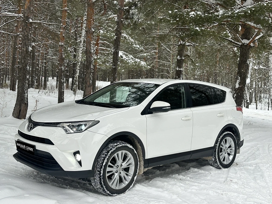 Toyota RAV4, 2017г., передний привод, вариатор
