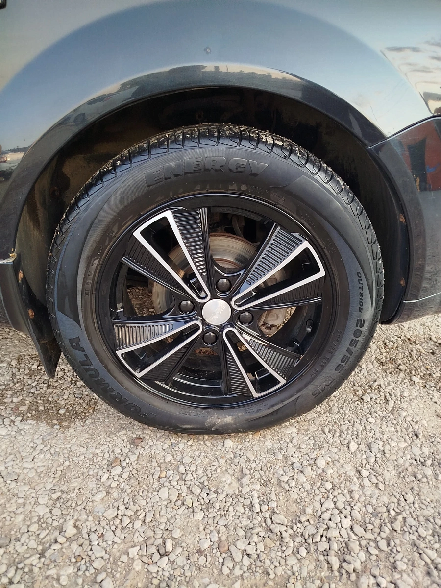 Chevrolet Lacetti, 2012г., передний привод, механика